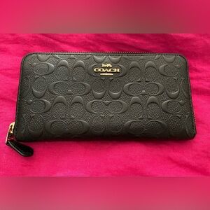 Coach wallet